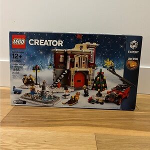 LEGO Creator Winter Village Festive Set 10263 new in box